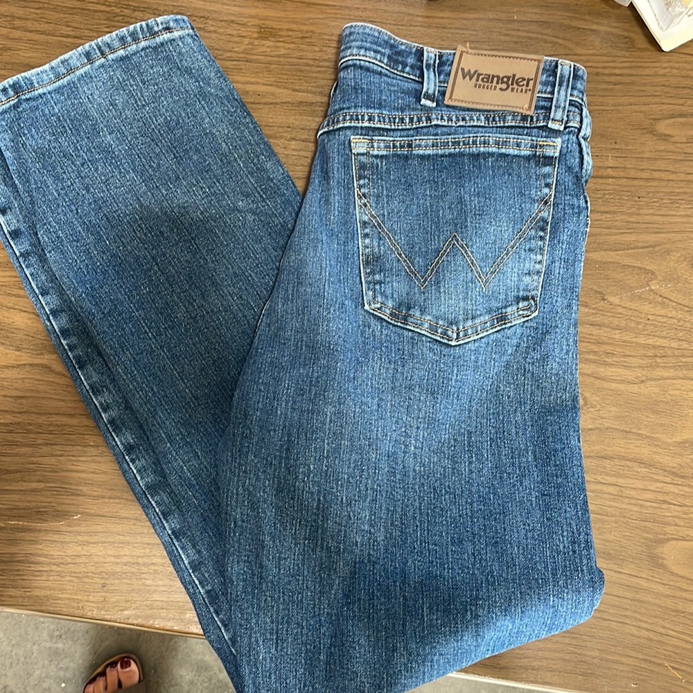 Wrangler Rugged Wear 38x32